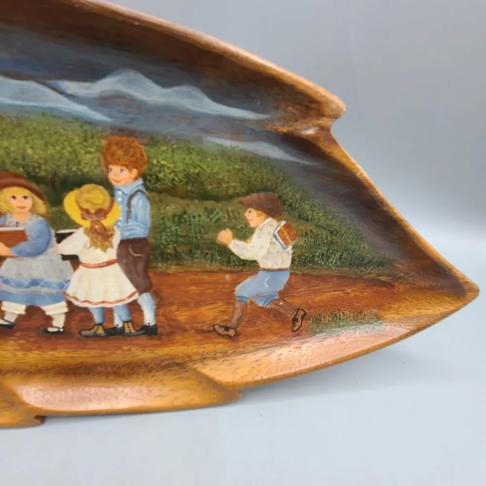 Monkey Pod Wood Hand Painted Country Leaf Platter Philippines Signed Cher 16
